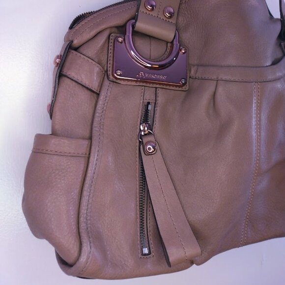 B MAKOWSKY Taupe Soft Leather Handbag Purse Shoulder Bag Large Rosegold Accents - Picture 4 of 11